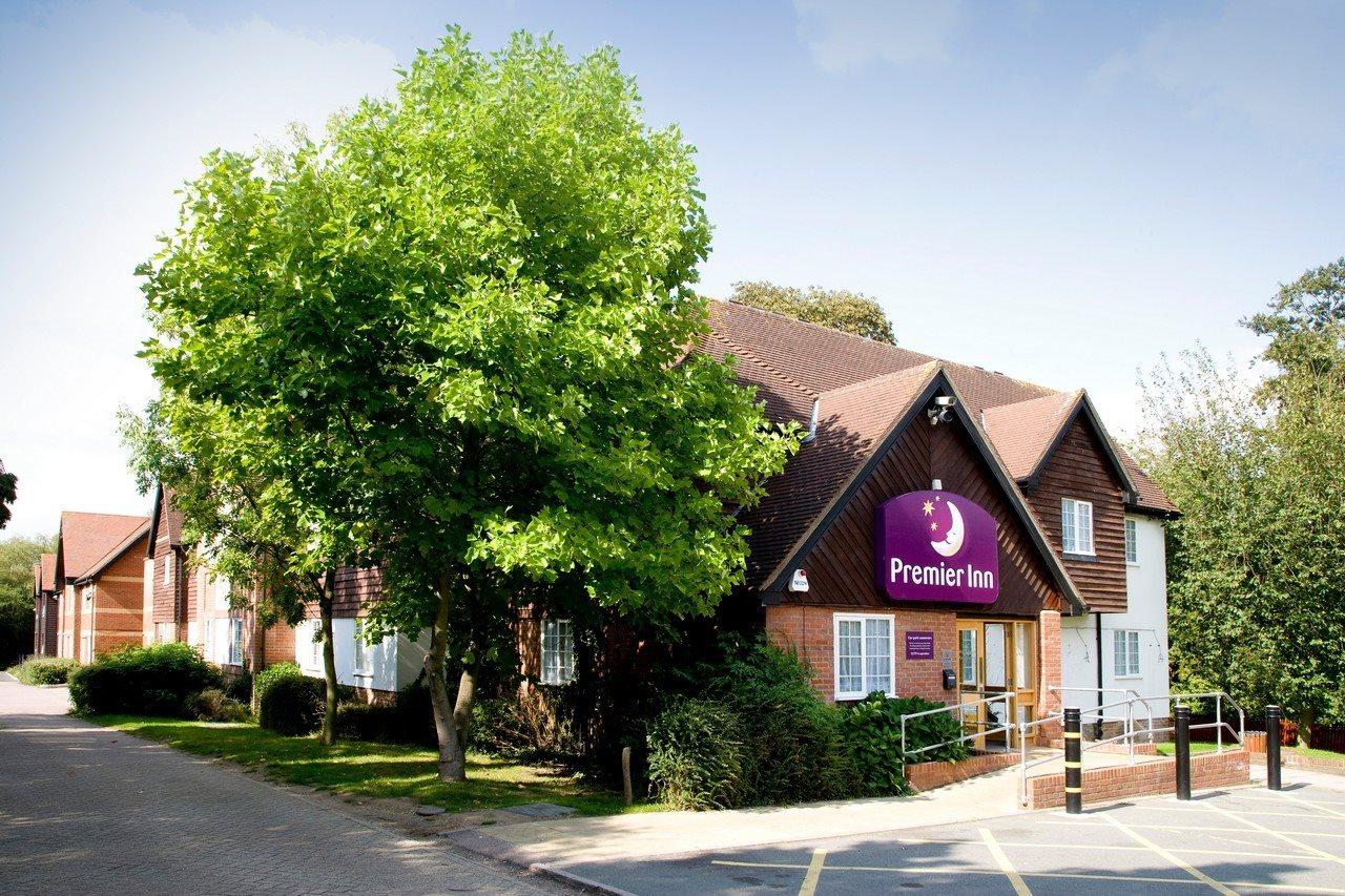 Premier Inn 哈洛 外观 照片
