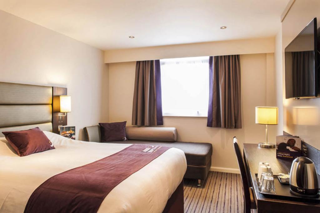 Premier Inn 哈洛 客房 照片
